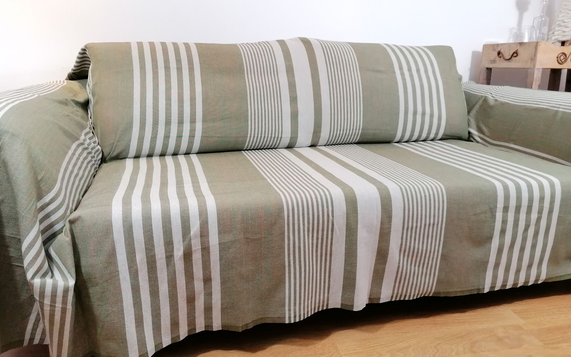 jete-XXL-kaki-gris Fouta XXL, jeté de canapé, couvre lit rayé kaki et gris