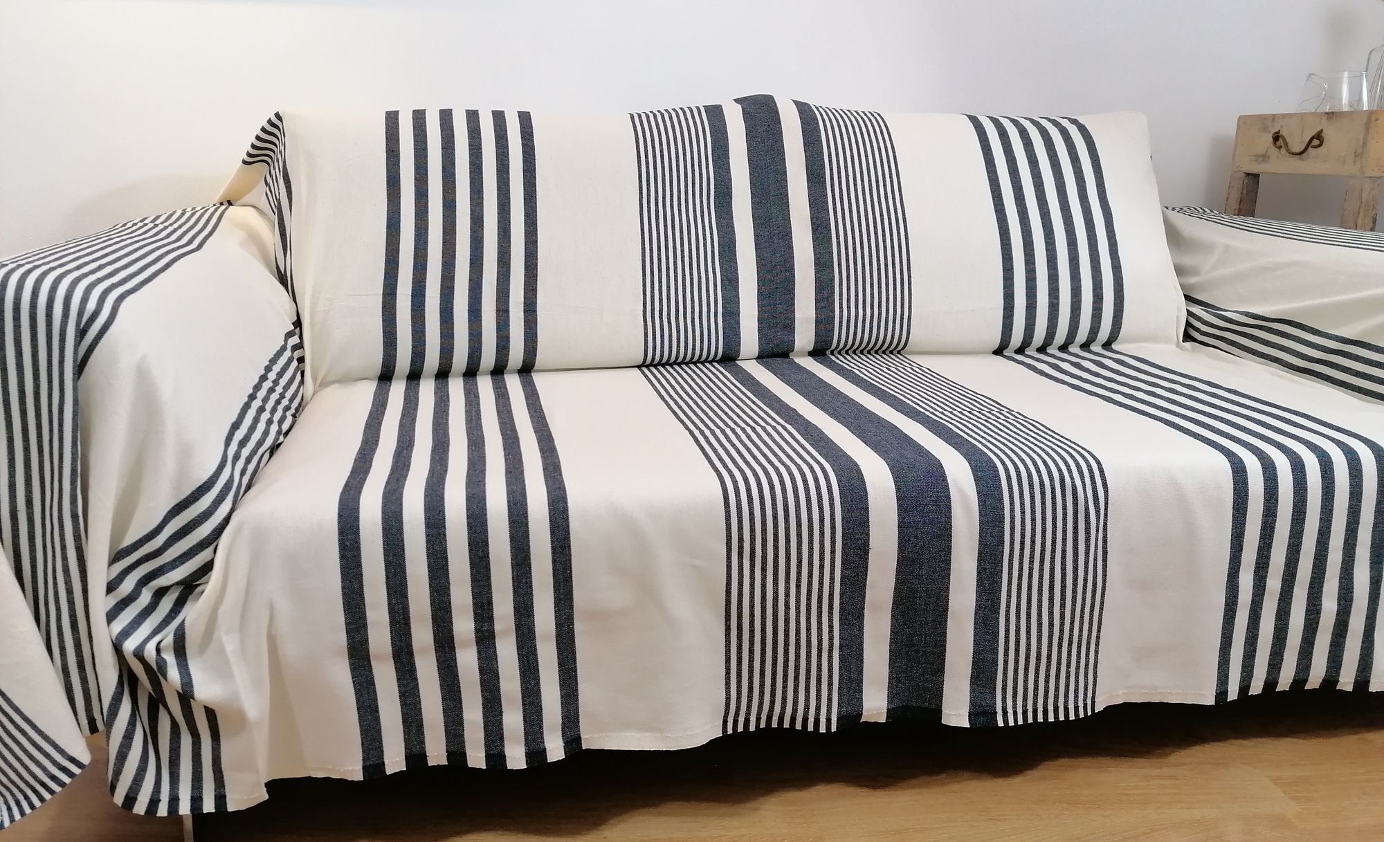 jete-XXL-ecru-marine Jeté de lit, de canapé écru et rayé bleu marine