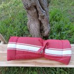 Matelas de plage, transat rouge bande blanche