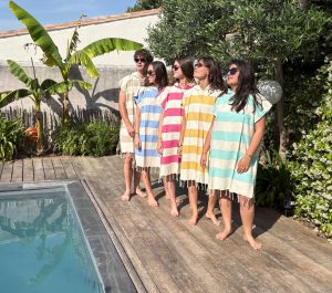 AMBIANCE PONCHO RIVIERA ADULTE